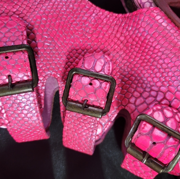 OOAK Freebird Quail, Handpainted HOT PINK Snake Heeled Leather Sandals, Woman 10 - Picture 16 of 17